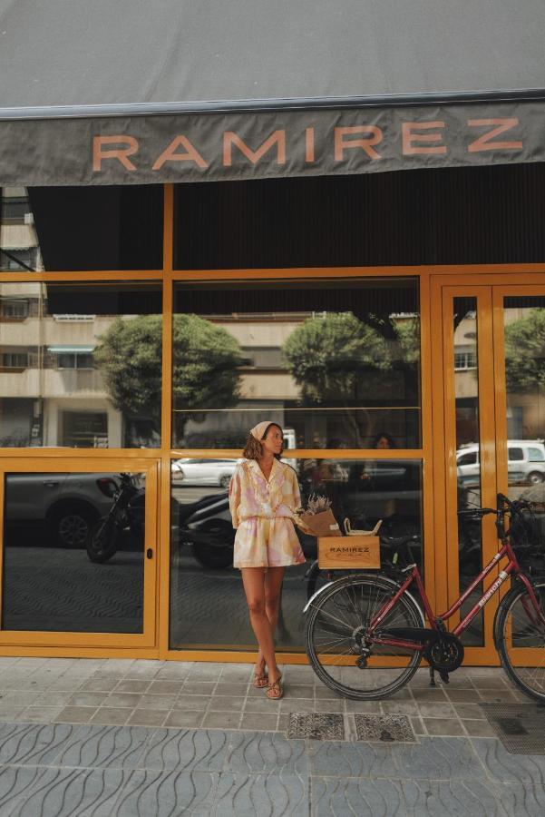 Ramirez Flats Valencia Aparthotel Bagian luar foto
