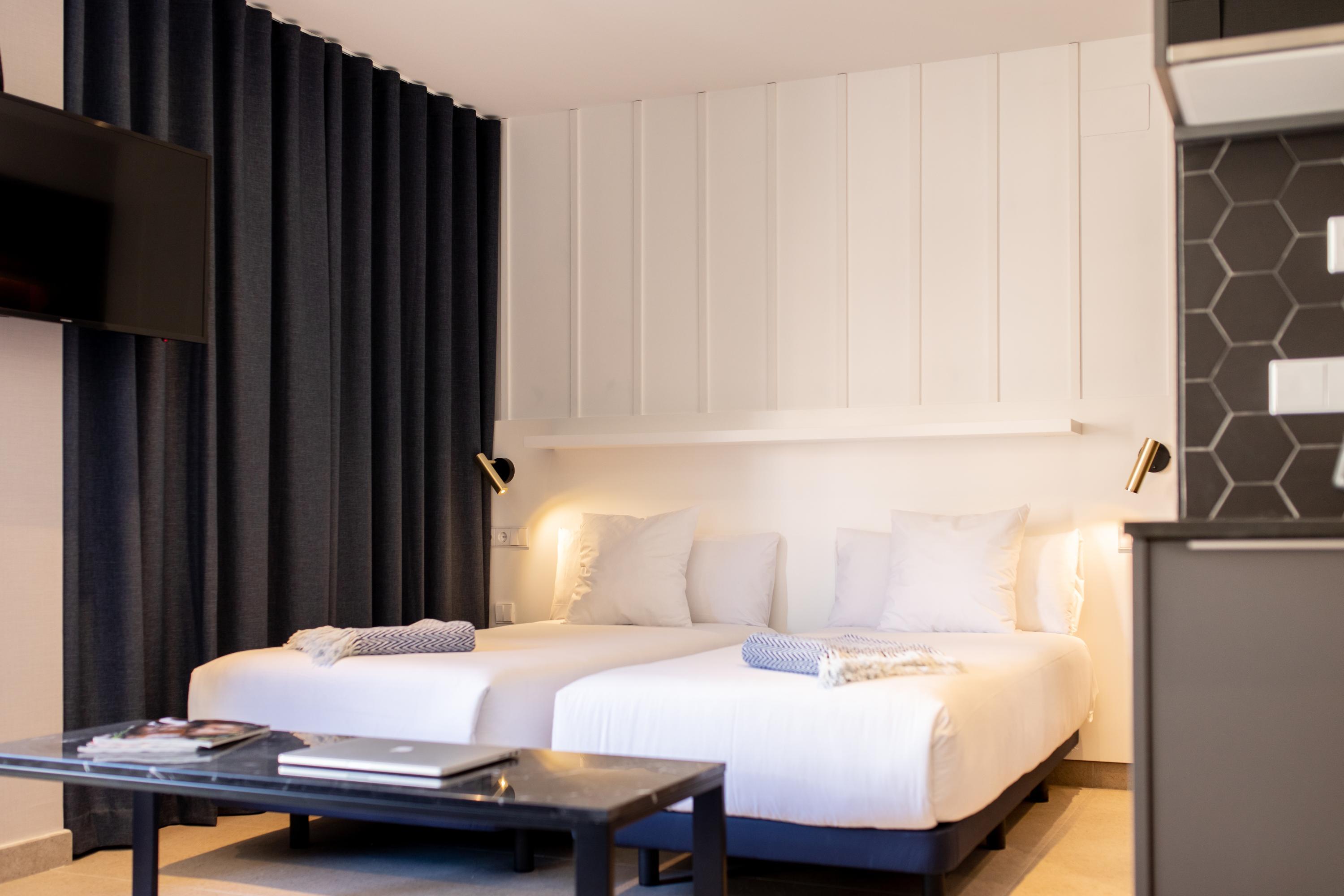 Ramirez Flats Valencia Aparthotel Bagian luar foto