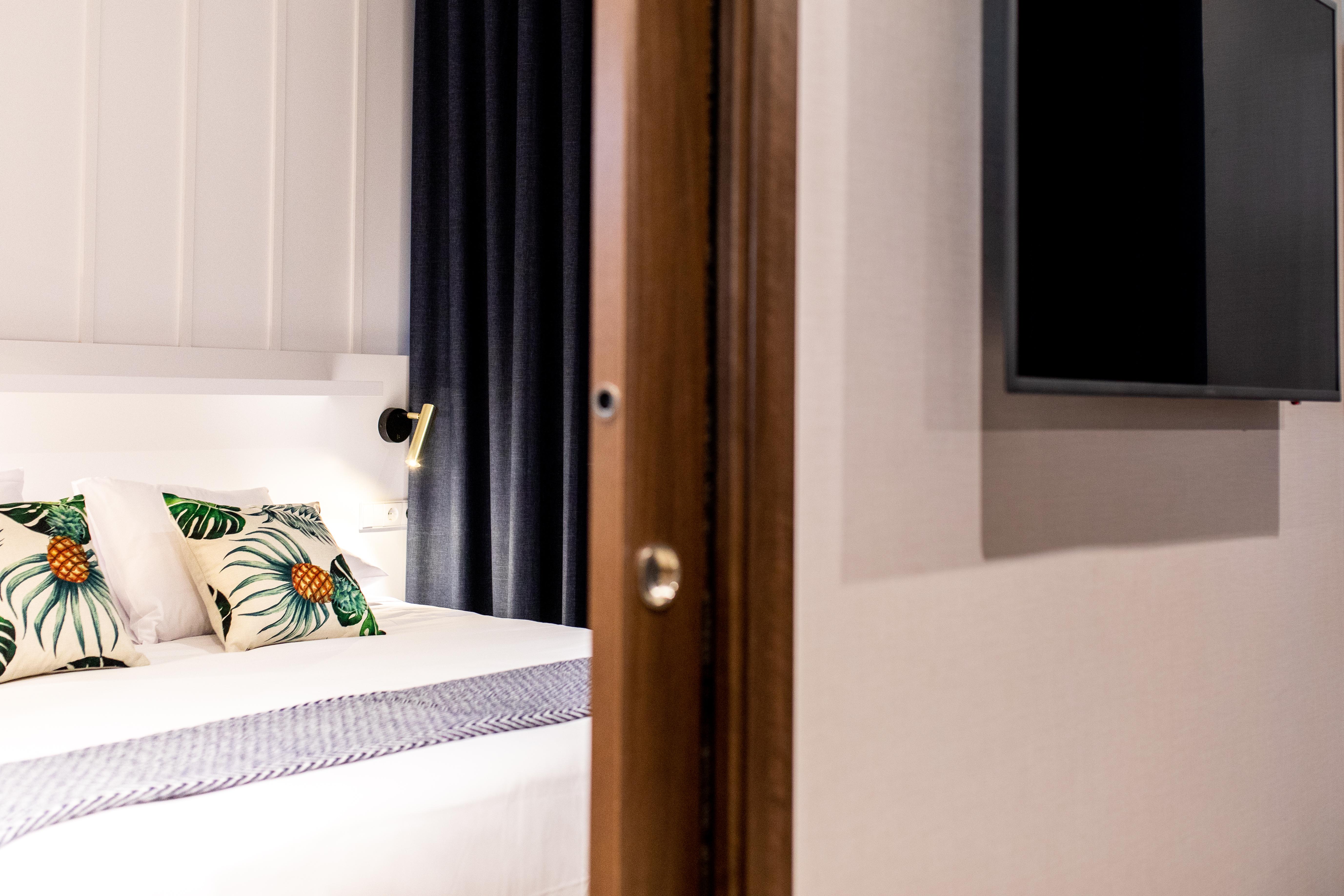 Ramirez Flats Valencia Aparthotel Bagian luar foto