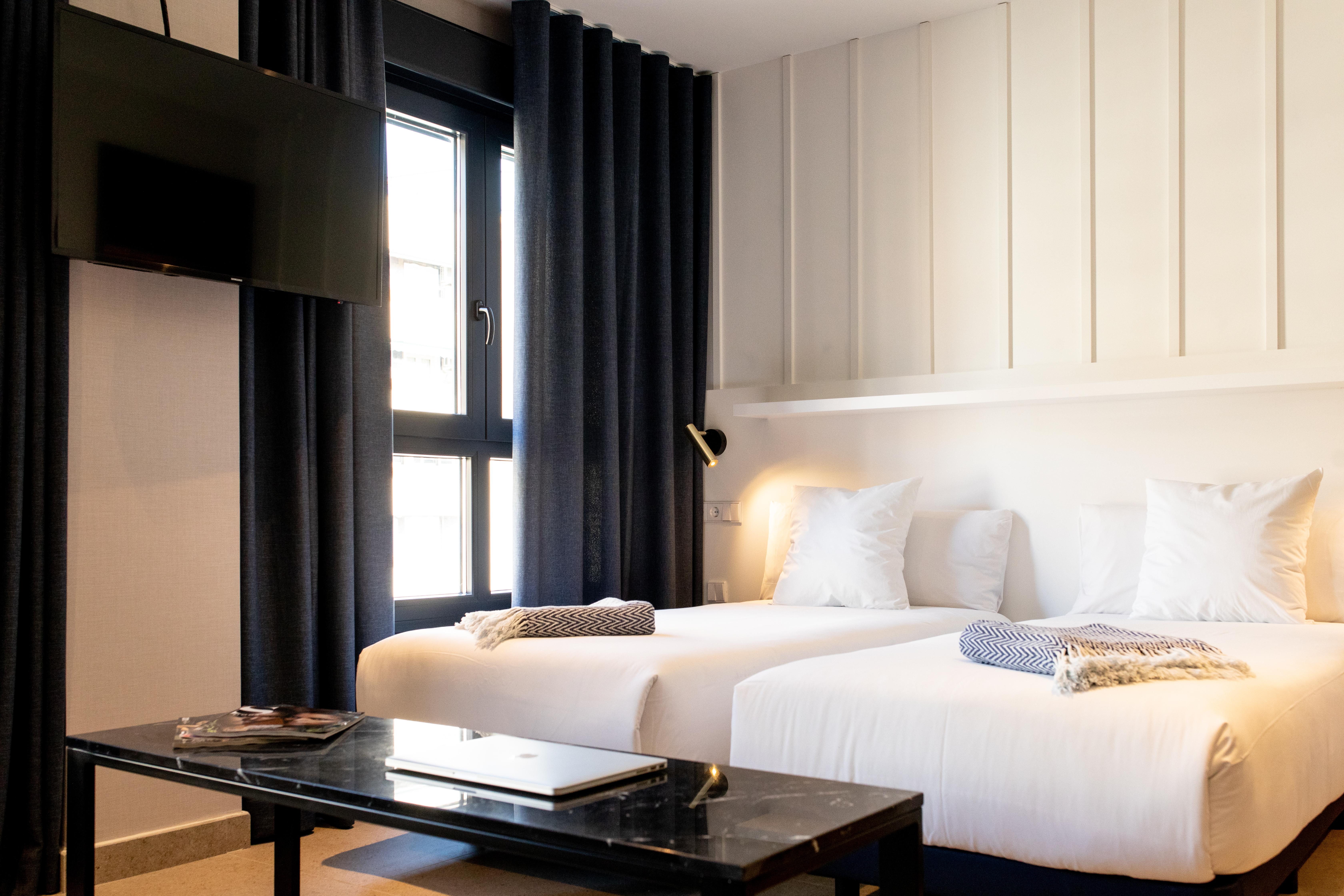 Ramirez Flats Valencia Aparthotel Bagian luar foto