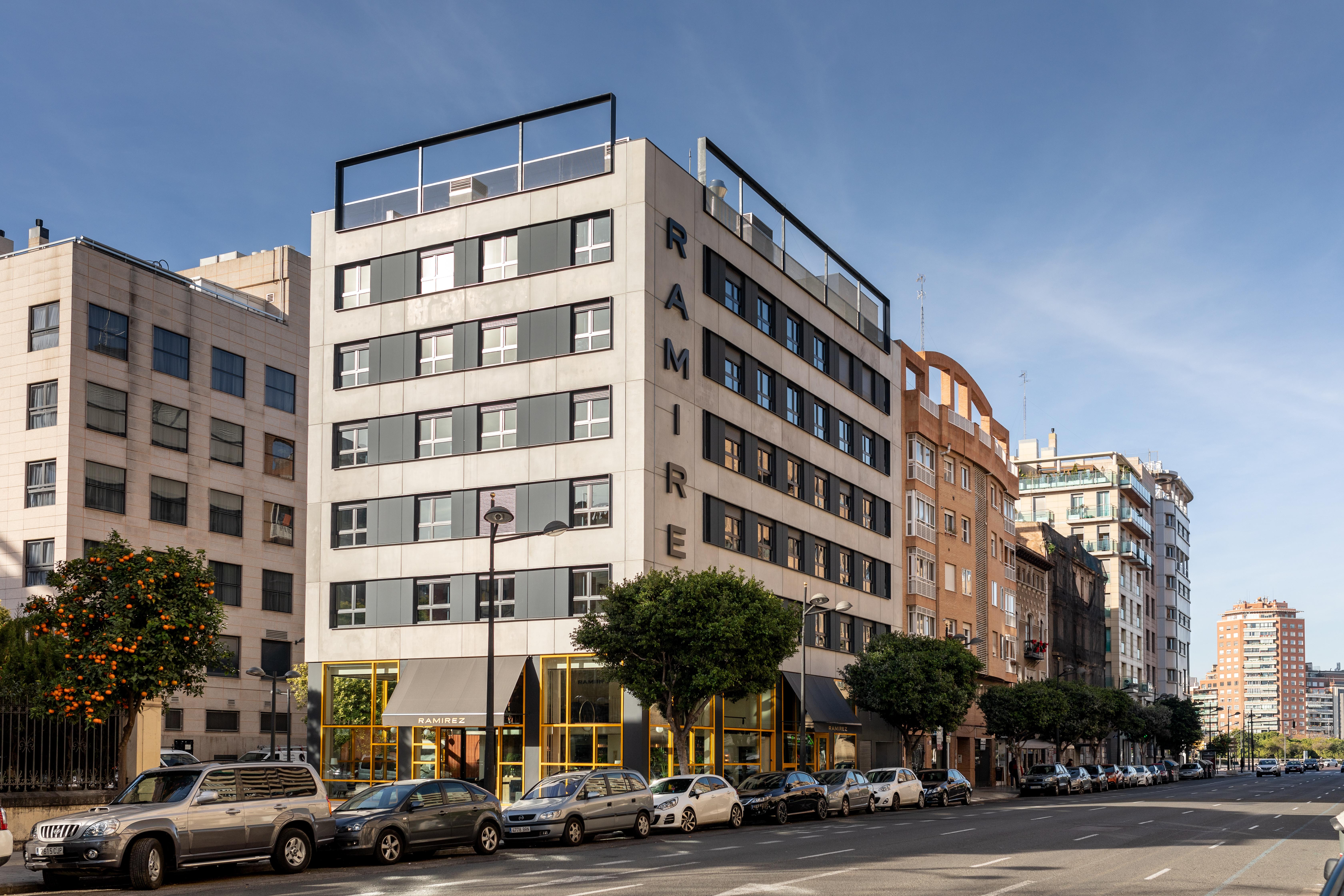 Ramirez Flats Valencia Aparthotel Bagian luar foto