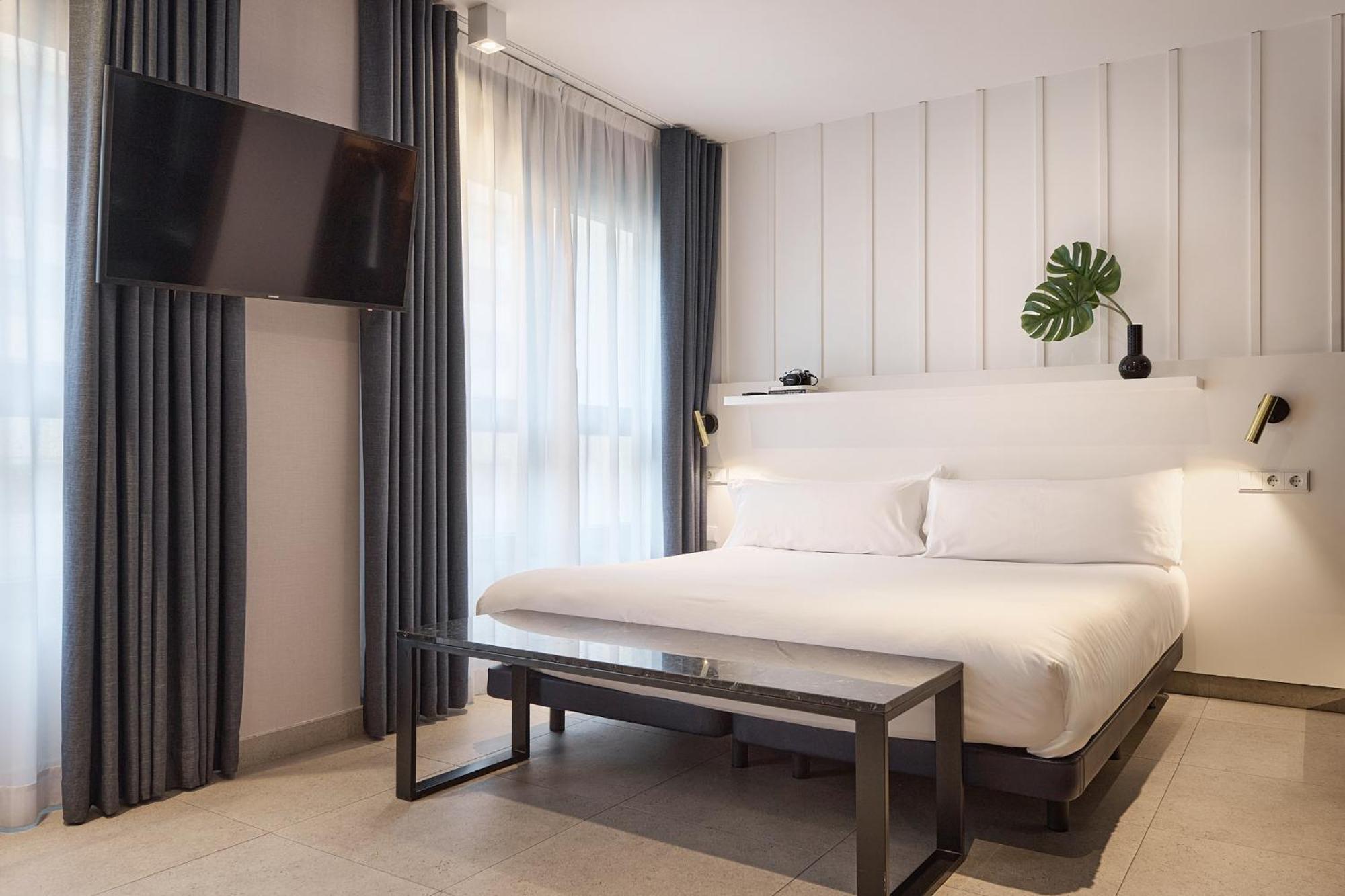 Ramirez Flats Valencia Aparthotel Bagian luar foto