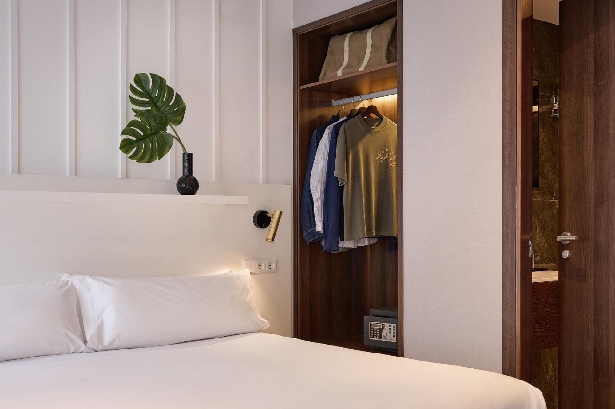 Ramirez Flats Valencia Aparthotel Bagian luar foto